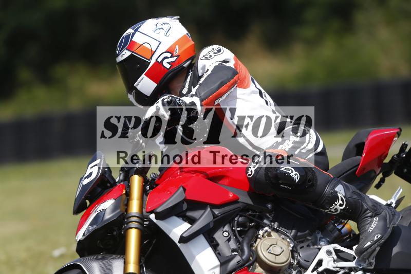 Archiv-2025/26 11.06.2025 Peter Studer have fun ADR/Gruppe blau/105